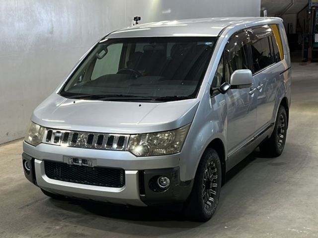 85 MITSUBISHI DELICA D5 CV2W 2012 г. (KCAA Fukuoka)